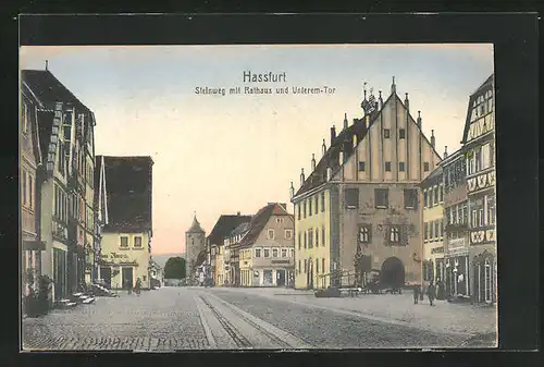 AK Hassfurt, Steinweg mit Rathaus und Unterem-Tor