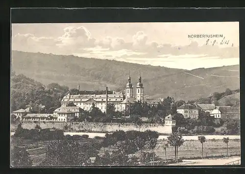 AK Würzburg, Panoramablick auf das Norbertusheim