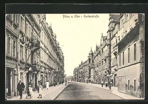 AK Pirna a. Elbe, Blick in die Gartenstrasse