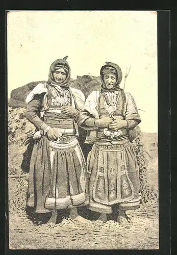 AK Femmes Macedoniennes