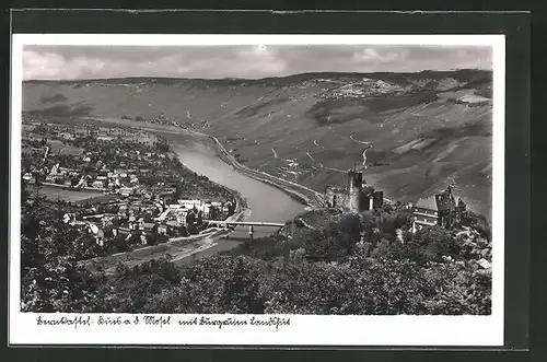 AK Bernkastel-Kues /Mosel, Gesamtansicht mit Burgruine Landshut