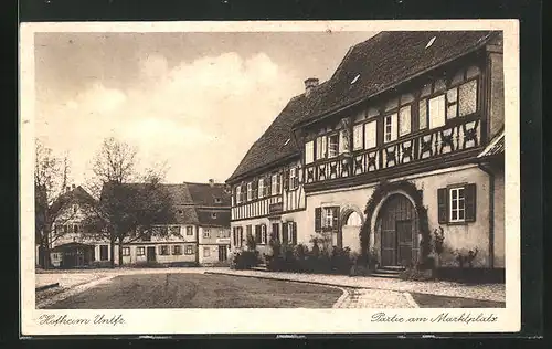 AK Hofheim / Unterfranken, alte Häuser am Marktplatz