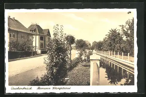 AK Quakenbrück, Hermann Göringstrasse im Sonnenschein