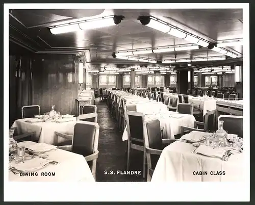 Fotografie Dampfer S.S. Flandre, Speisesaal der Cabin Class, Grossformat 25 x 20cm