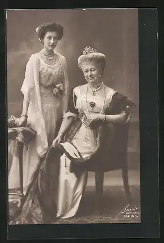 AK Kaiserin Auguste Victoria Königin von Preussen mit Tochter