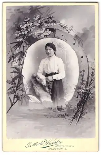 Fotografie Gotthold Wurster, Reutlingen, Metzgerstrasse 3, Portrait junge Dame in modischer Kleidung