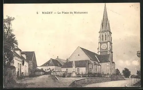 AK Magny, La Place du Monument