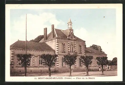 AK Mont-Saint-Sulpice, Place de la Mairie