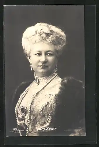 AK Kaiserin Auguste Victoria Königin von Preussen, Portraitaufnahme
