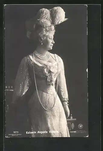 AK Kaiserin Auguste Victoria Königin von Preussen mit Perlenketten