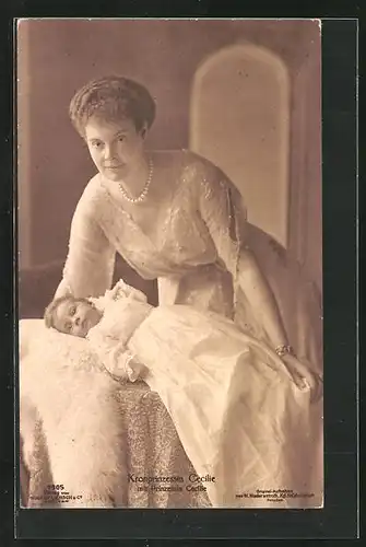 AK Kronprinzessin Cecilie mit Prinzessin Cecilie