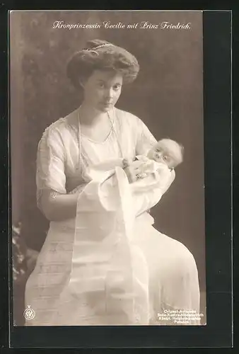 AK Kronprinzessin Cecilie mit Prinz Friedrich Georg