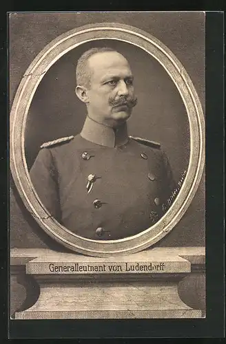 AK Generalleutnant Erich Ludendorff in Uniform im Passepartoutrahmen