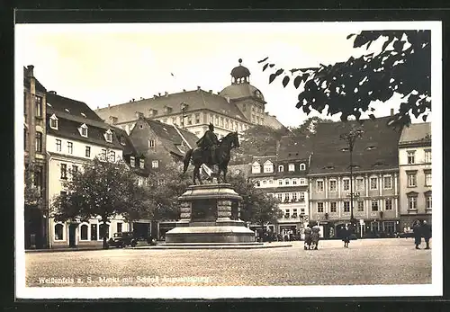 AK Weissenfels a. S., Schloss Augustusburg und Hotel Sächsischer Hof am Markt mit Denkmal