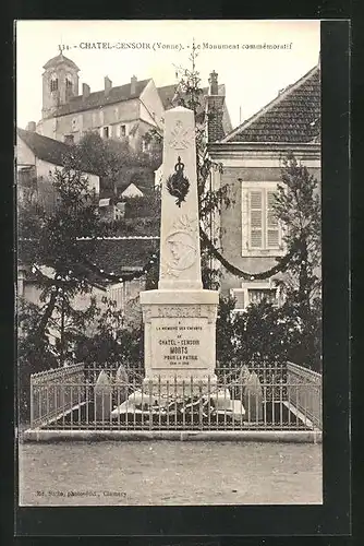 AK Châtel-Censoir, Le Monument commémoratif