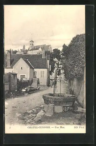 AK Châtel-Censoir, Une Rue, Strassenpartie