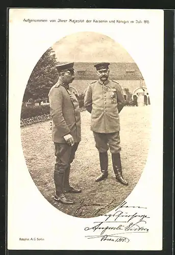 AK Paul von Hindenburg & Kaiser Wilhelm II. in Uniform, aufgenommen von der Kaiserin im Juli 1915