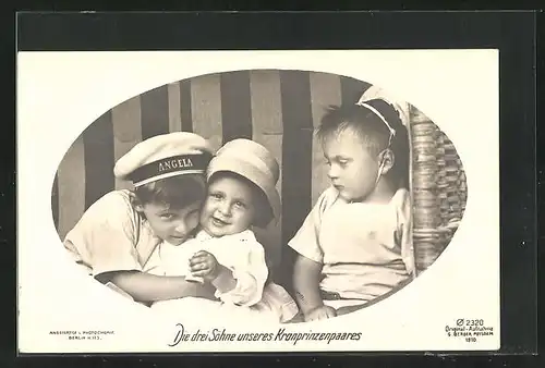 AK Die drei Söhne des Kronprinzenpaares im Strandkorb