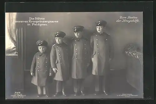 AK Die vier Söhne des Kronprinzenpaares in Feldgrau