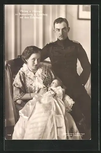 AK Victoria Louise Herzogin von Braunschweig mit Herzog und Erbprinz