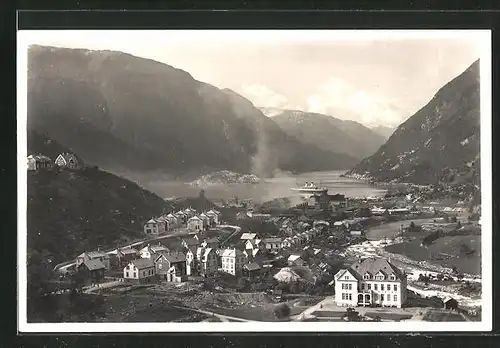 AK Odda, Blick auf die Ortschaft im Hardanger-Fjord