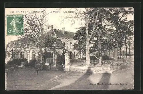 AK St. Sauveur, La Mairie, Les Ecoles