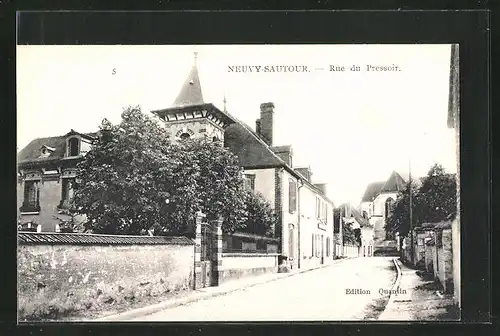 AK Neuvy-Sautour, Rue du Pressoir