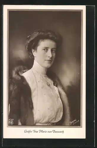 AK Porträt der Gräfin Ina Marie von Bassewitz