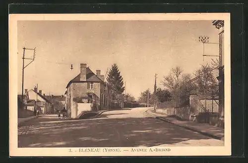 AK Bléneau, Avenue A.-Briand