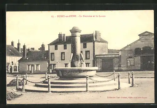 AK Bussy-en-Othe, La Fontaine et le Lavoir