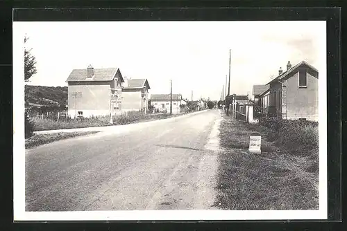 AK Bassou, Entrèe du Pays, Strassenpartie