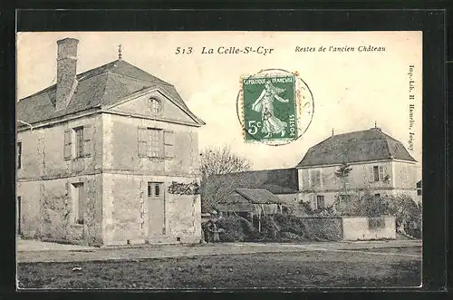AK La Celle-Saint-Cyr, Restes de l`ancien Chateau