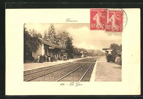AK Bourron, La Gare, Bahnhof