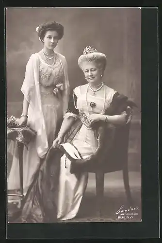 AK Kaiserin Auguste Victoria mit Prinzessin im Portrait