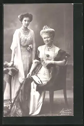AK Kaiserin Auguste Victoria mit Prinzessin im Portrait