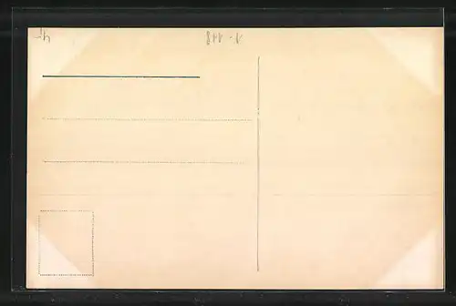 AK Prinz Friedrich Georg als niedliches Baby in der Wiege liegend