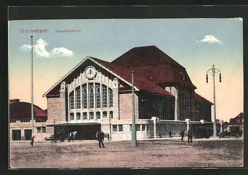 AK Darmstadt, Hauptbahnhof mit Pferdekutsche und Passanten