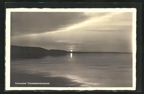 AK Ostseebad Timmendorferstrand, Sonnenaufgang über der Ostsee