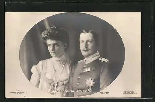 AK Prinz Eitel Friedrich von Preussen in Uniform mit seiner Gemahlin