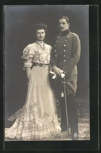 AK Prinz Eitel Friedrich von Preussen in Uniform mit Gemahlin