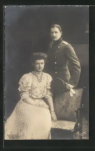 AK Prinz Eitel Friedrich von Preussen in Uniform mit Gemahlin