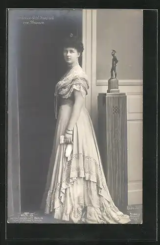 AK Prinzessin Eitel Friedrich von Preussen in eleganter Robe