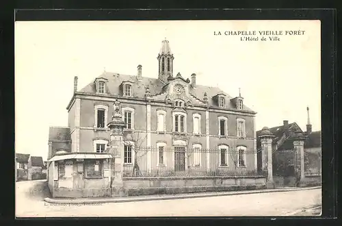 AK La Chapelle-Vieille-Foret, L`Hotel de Ville