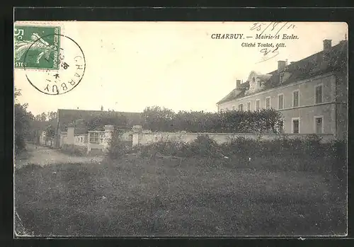 AK Charbuy, Mairie et Ecole