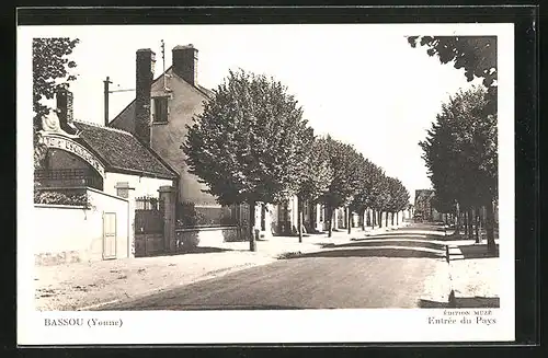 AK Bassou, Entrèe du Pays, Strassenpartie