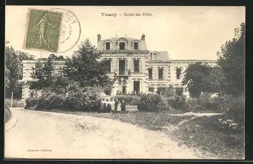 AK Toucy, Ecole des Filles