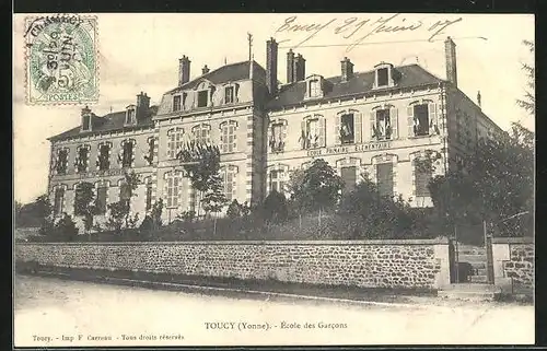 AK Toucy, Ecole des Garcons