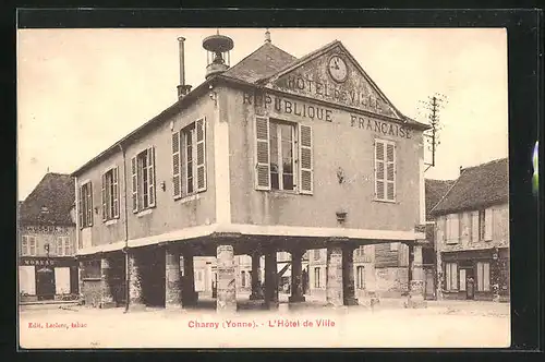 AK Charny, L`Hotel de Ville