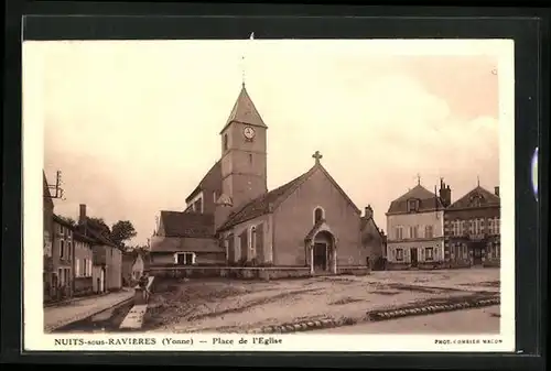 AK Nuits-sous-Ravières, Place de l`Eglise