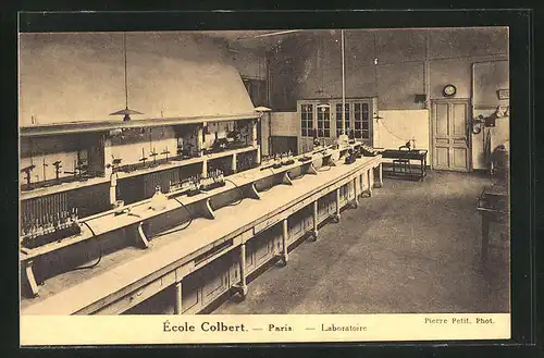 AK Paris, Ècole Colbert - Laboratoire